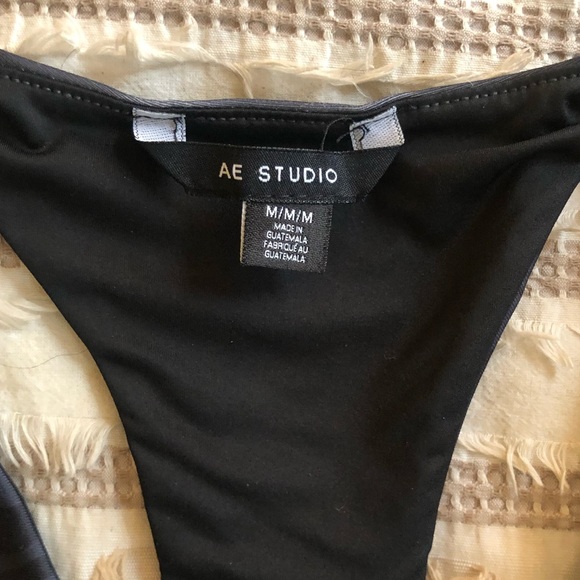 American Eagle sports bra NWOT. - Picture 3 of 3